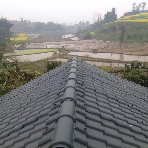 北方和南方樹脂瓦屋頂坡度分別是多少？怎么計算？