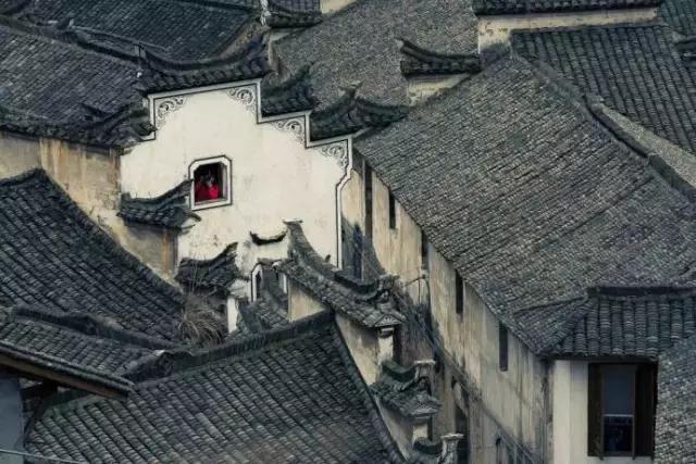 青瓦灰墻，高瓴飛檐，處處消磨時光