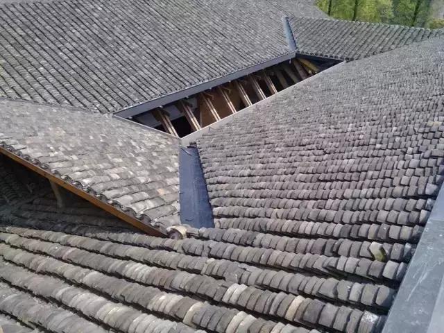 青瓦灰墻，高瓴飛檐，處處消磨時光